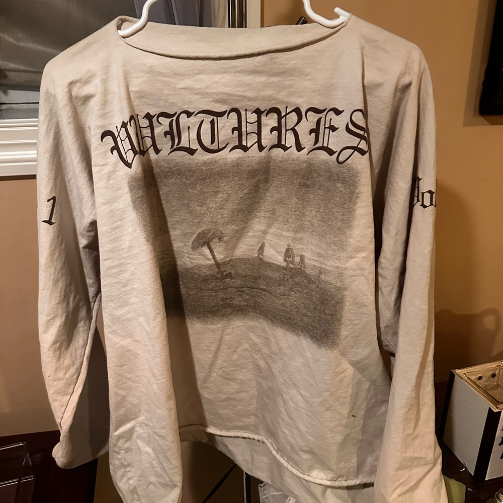 Yeezy Vultures Long Sleeve